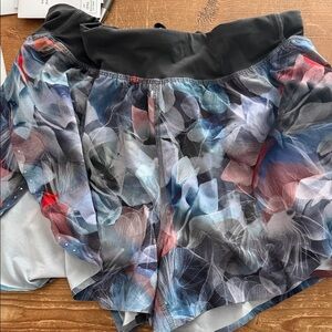Lululemon Athletica Fast n Free Multicolor Floral Shorts